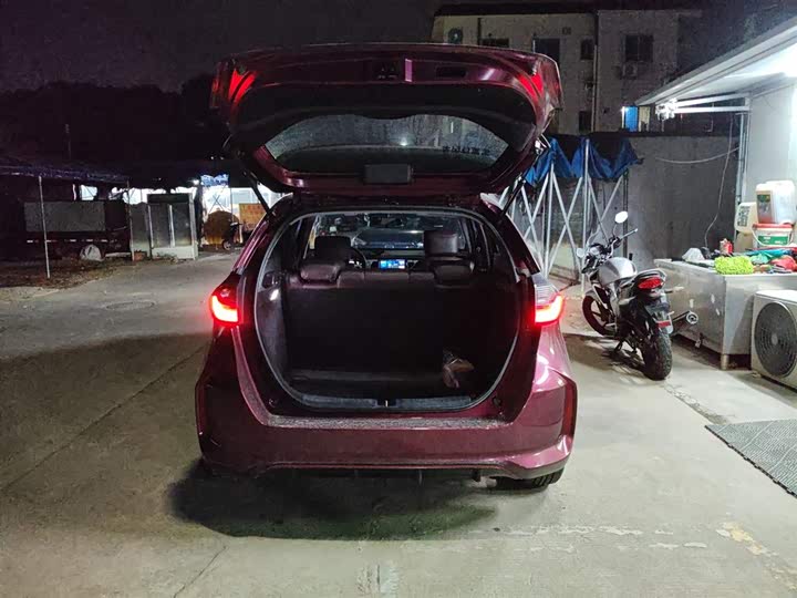 Фото 19 - Honda Life