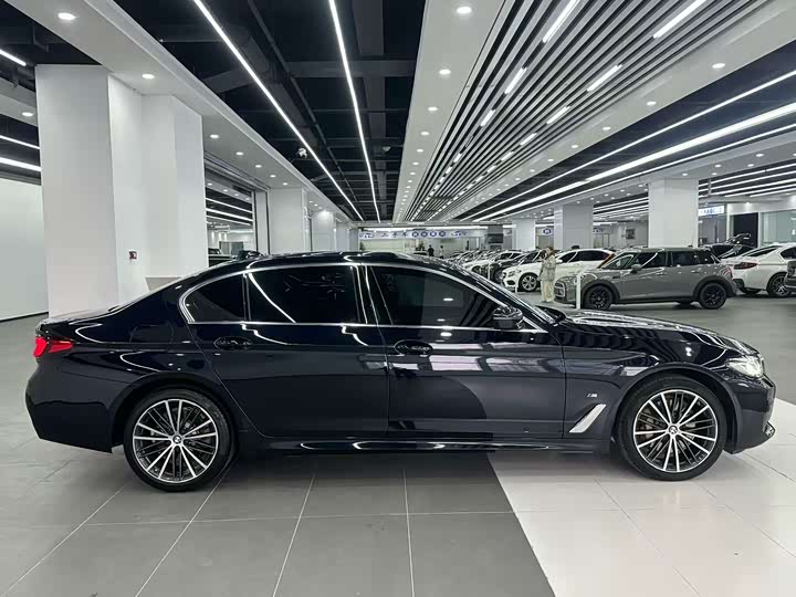 Фото 4 - BMW 5 Series
