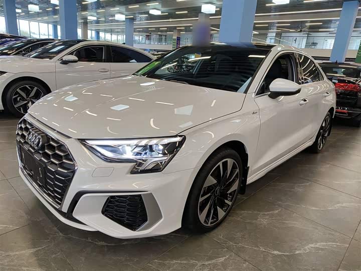 Фото 1 - Audi A3