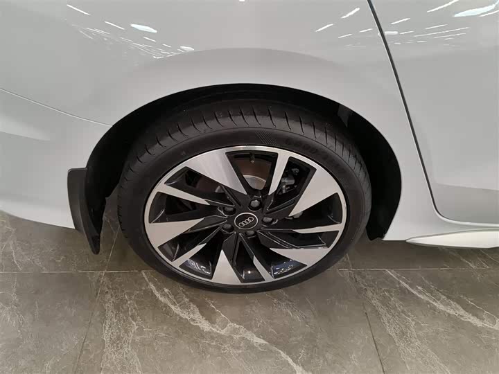 Фото 26 - Audi A3