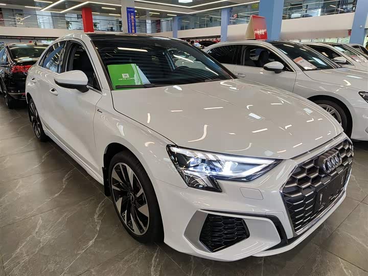 Фото 4 - Audi A3