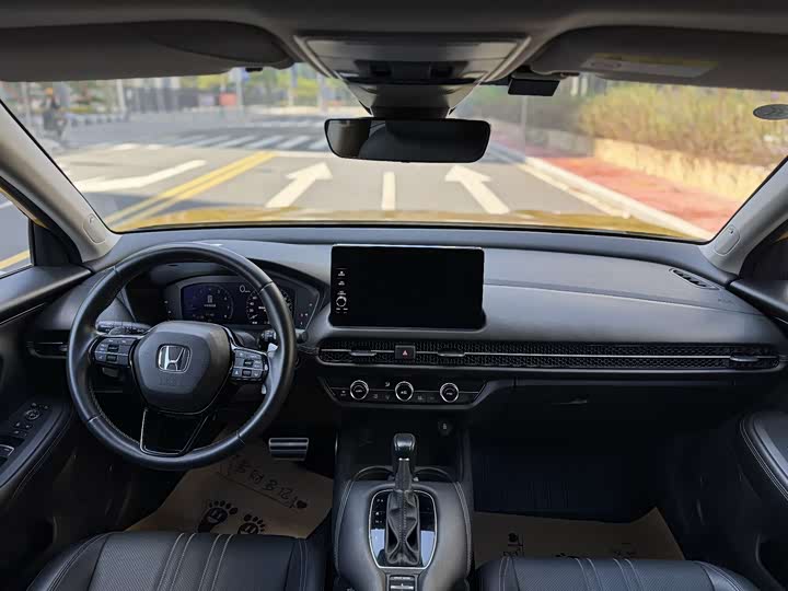 Фото 8 - Honda ZR-V