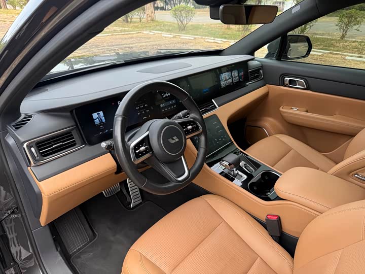 Фото 6 - LiXiang One