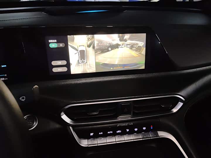 Фото 13 - Changan UNI-T