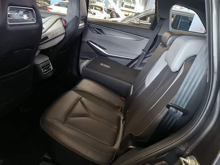 Фото 17 - Changan CS75 Plus