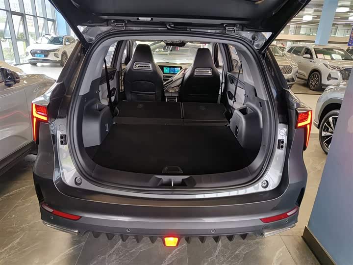 Фото 19 - Changan CS75 Plus