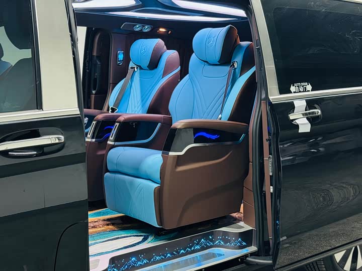 Фото 10 - Mercedes-Benz Vito