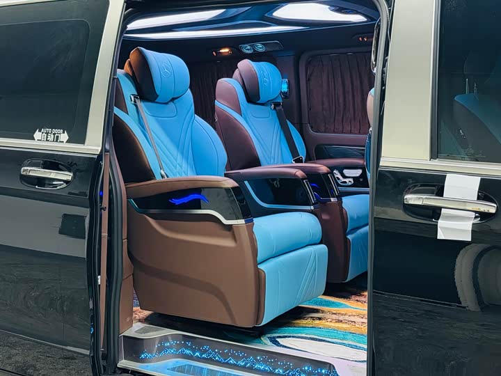 Фото 11 - Mercedes-Benz Vito