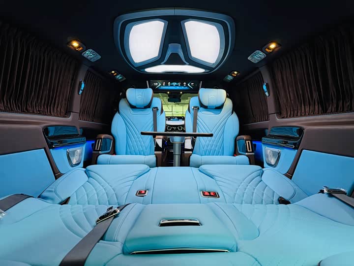 Фото 15 - Mercedes-Benz Vito