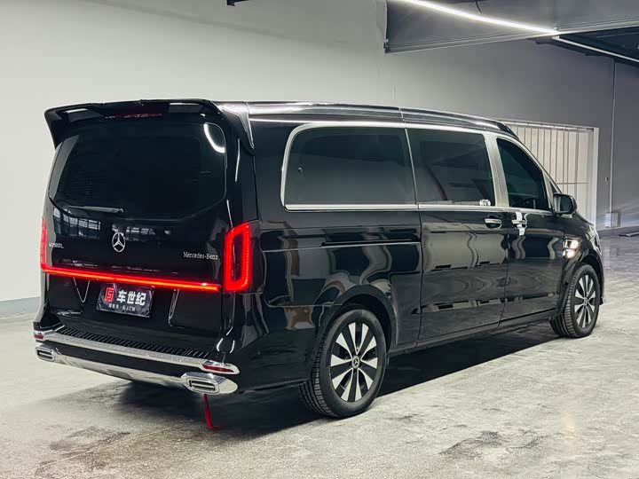 Фото 18 - Mercedes-Benz Vito