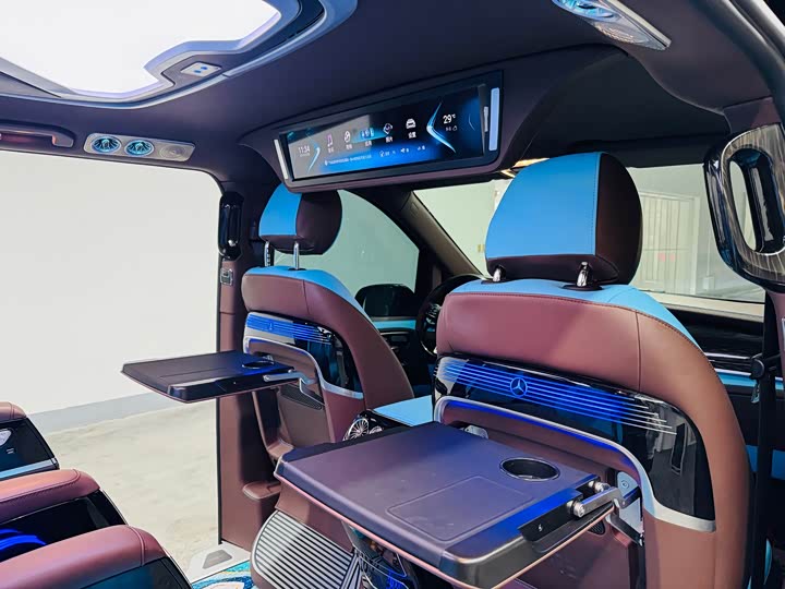 Фото 9 - Mercedes-Benz Vito