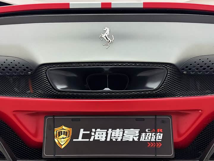 Фото 9 - Ferrari 296