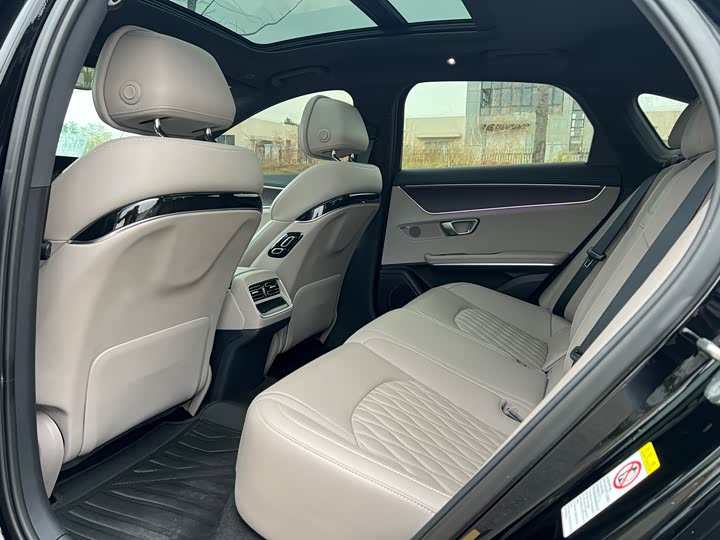 Фото 9 - BYD Han