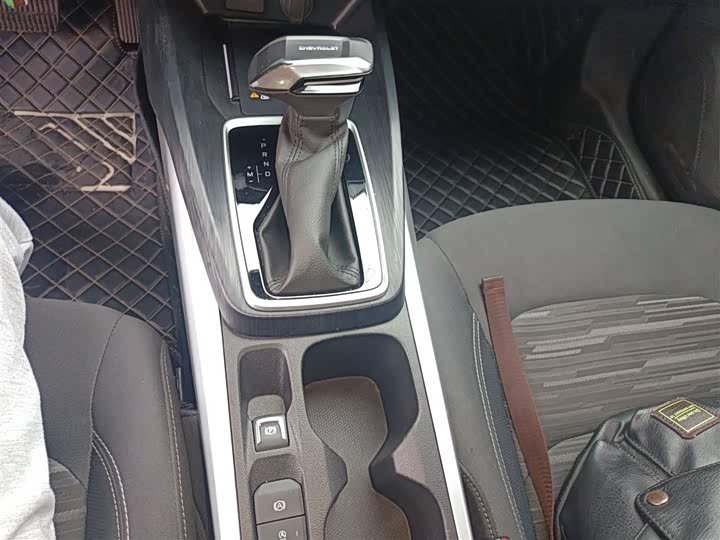 Фото 14 - Chevrolet Monza