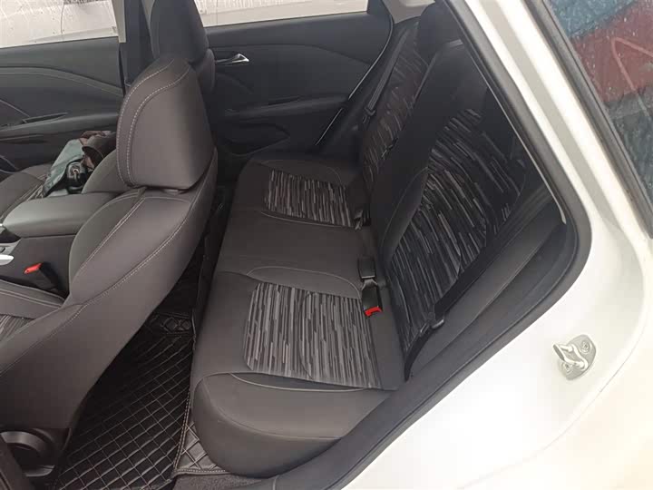 Фото 17 - Chevrolet Monza