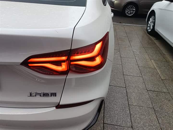 Фото 8 - Chevrolet Monza