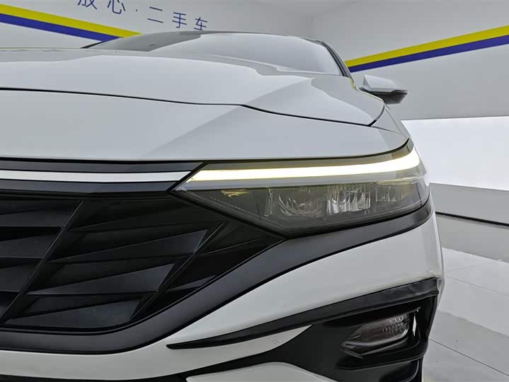 Фото 5 - Hyundai Elantra N line