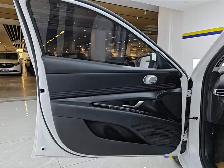 Фото 7 - Hyundai Elantra N line