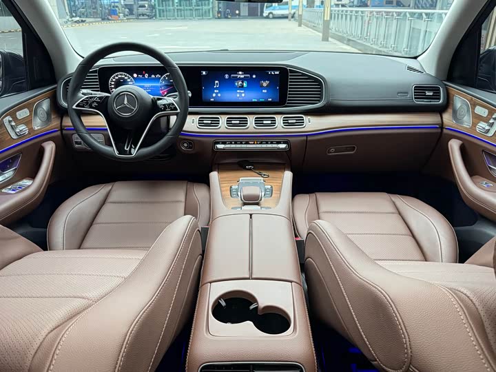 Фото 18 - Mercedes-Benz GLE-Class