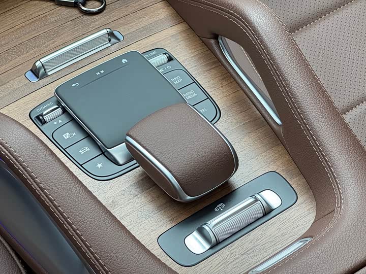 Фото 21 - Mercedes-Benz GLE-Class