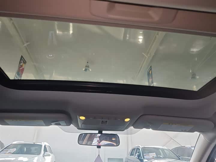 Фото 18 - Infiniti Q50L