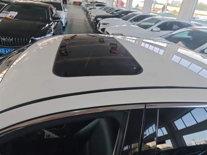 Фото 27 - Infiniti Q50L