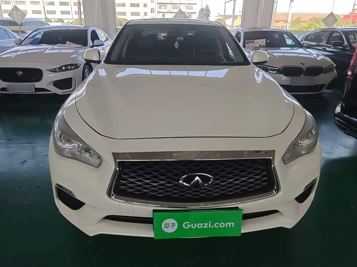 Фото 3 - Infiniti Q50L