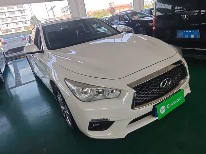 Фото 4 - Infiniti Q50L