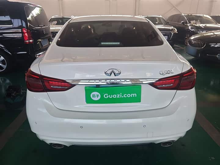 Фото 6 - Infiniti Q50L
