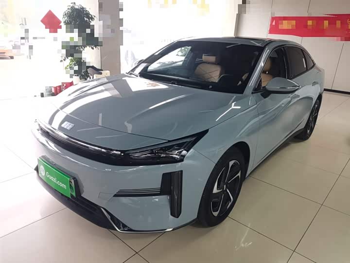 Фото 2 - Geely Galaxy L6