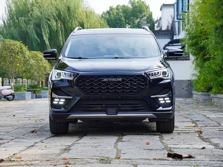 Фото 2 - Jetour X90