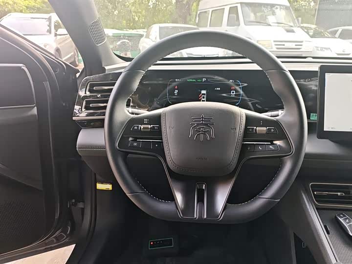 Фото 11 - BYD Qin L