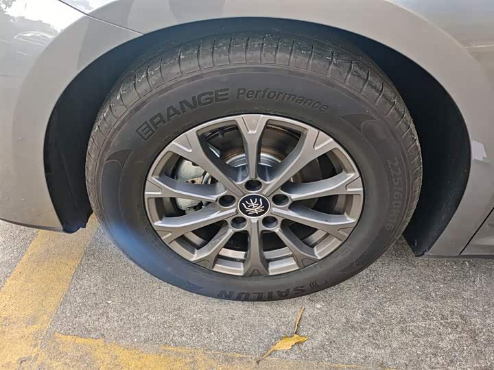 Фото 23 - BYD Qin L