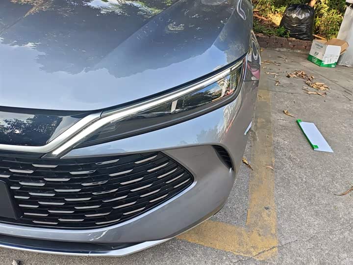 Фото 24 - BYD Qin L