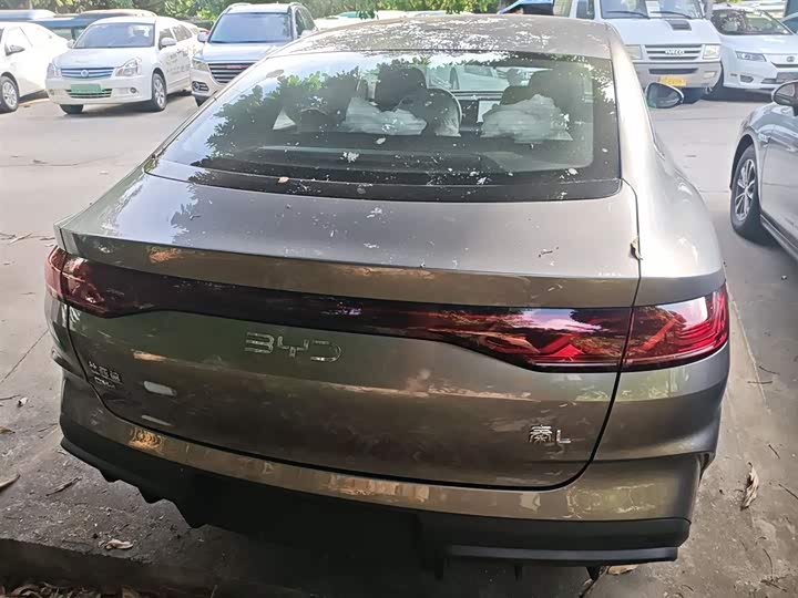 Фото 6 - BYD Qin L