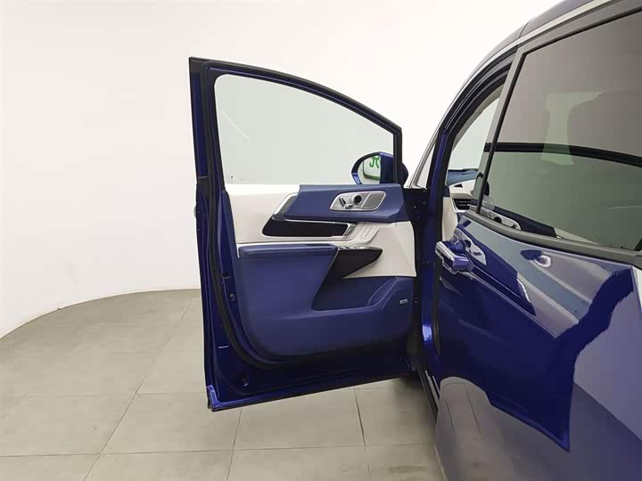 Фото 8 - Buick GL8 Century