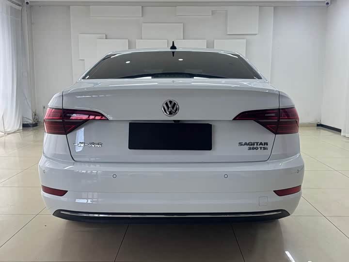 Фото 5 - Volkswagen Sagitar L