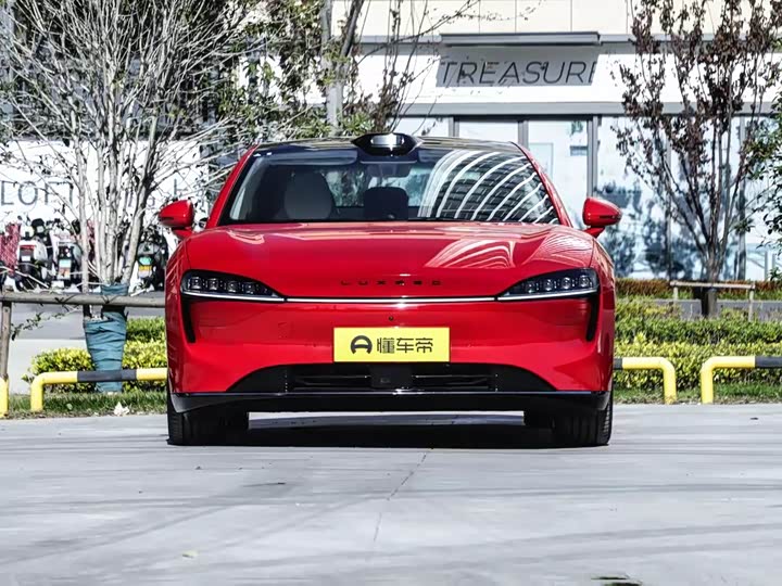 Фото 2 - Luxeed S7