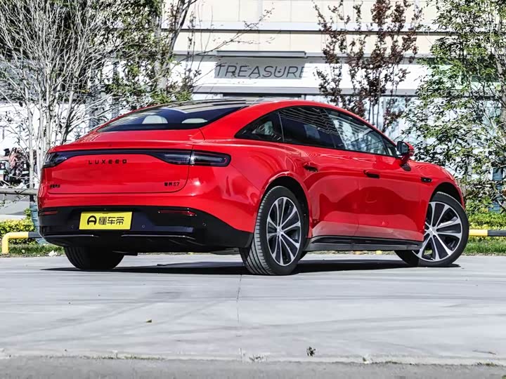 Фото 8 - Luxeed S7