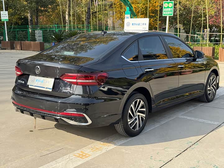 Фото 11 - Volkswagen Lavida