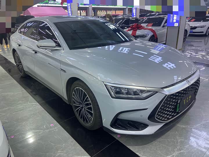 Фото 3 - BYD Han