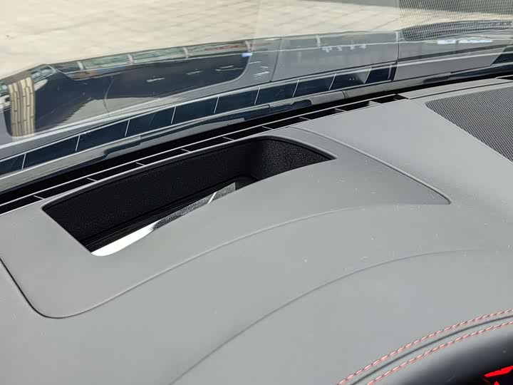 Фото 25 - Porsche Panamera