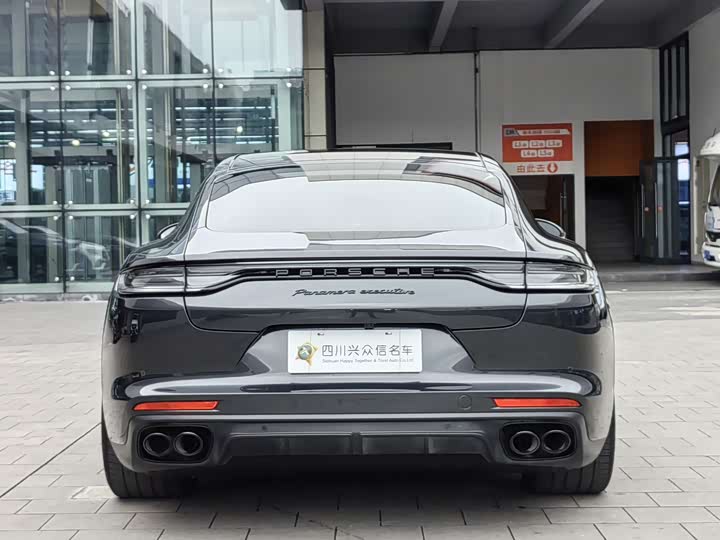 Фото 6 - Porsche Panamera