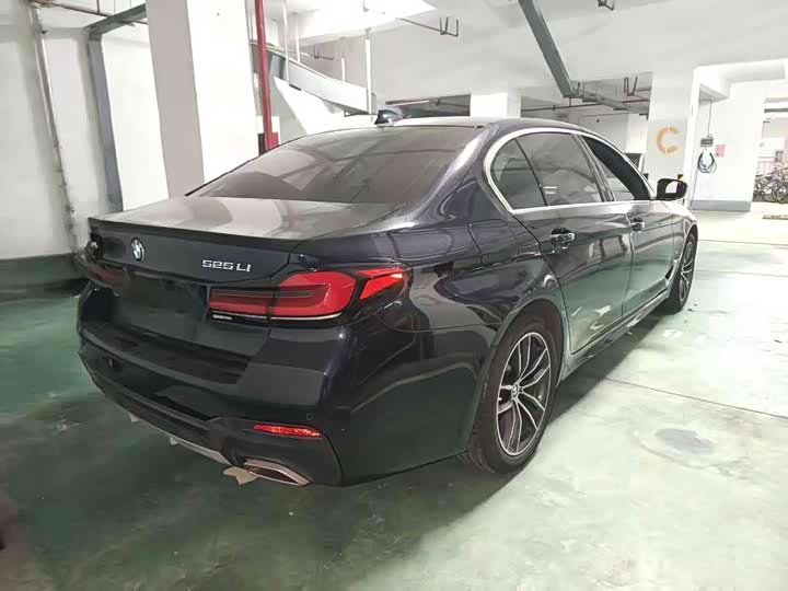 Фото 7 - BMW 5 Series