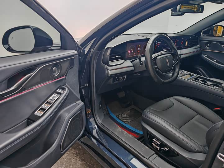 Фото 14 - Lincoln Z (Zephyr)