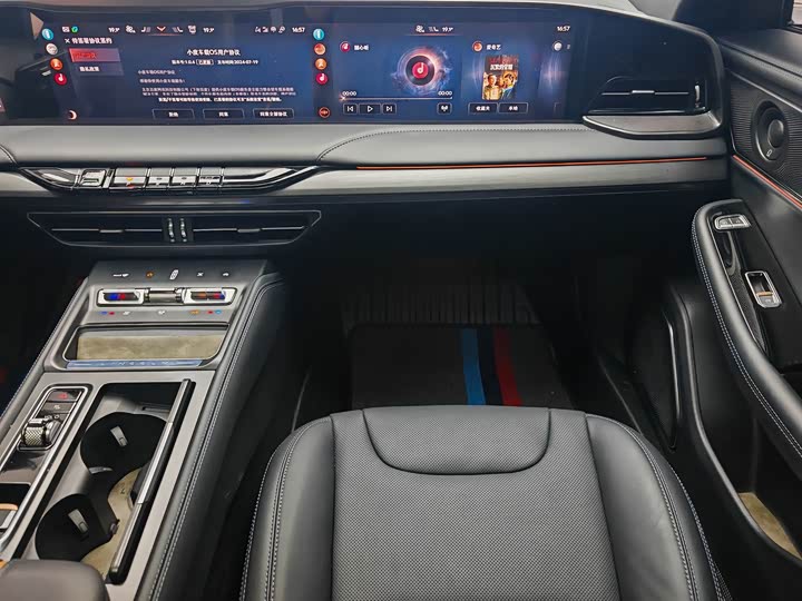 Фото 17 - Lincoln Z (Zephyr)