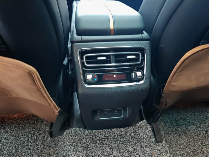 Фото 19 - Lincoln Z (Zephyr)