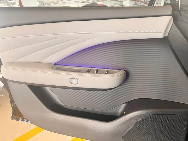 Фото 22 - Nissan N7