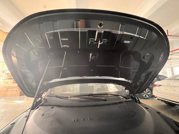 Фото 28 - Nissan N7