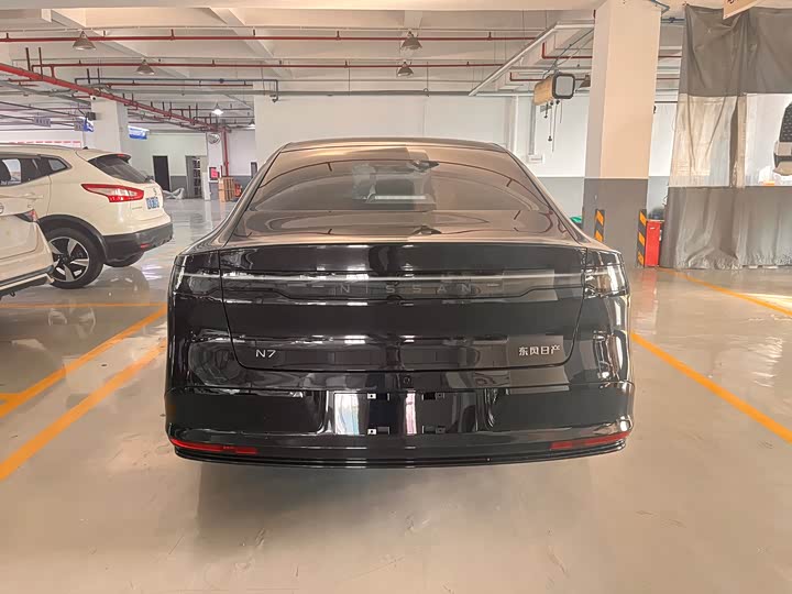 Фото 5 - Nissan N7